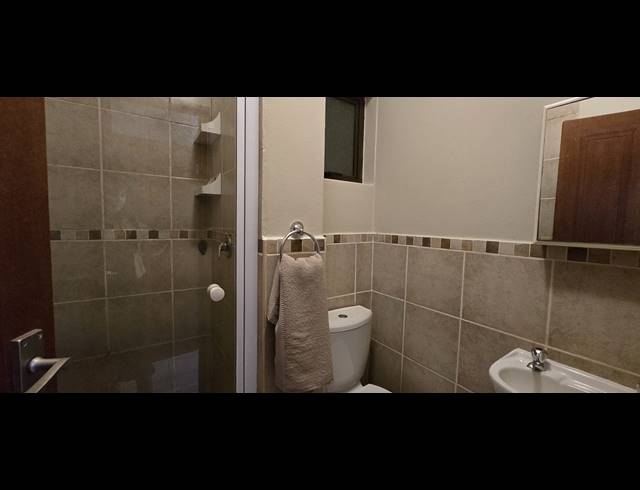 3 BEDROOM FREEHOLD FOR SALE IN SINOVILLE